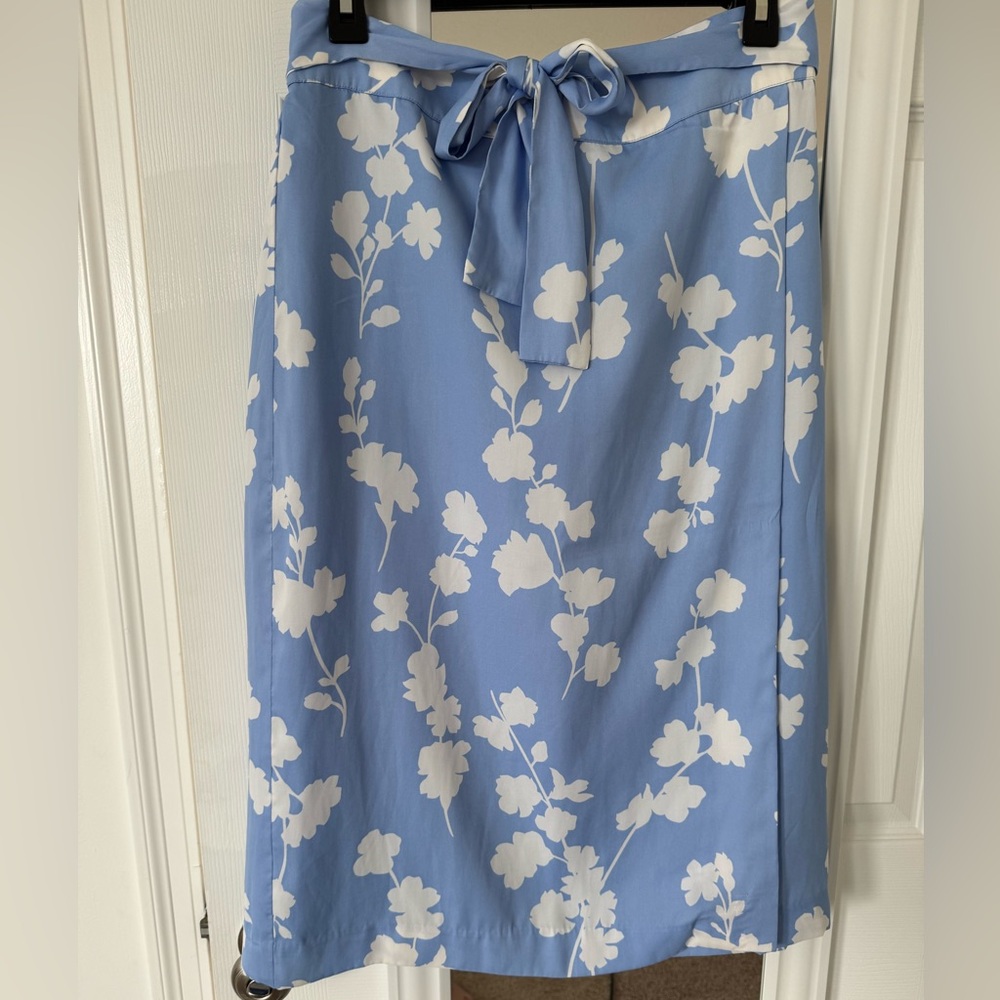 Ann Taylor spring skirt